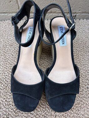 Steve Madden BINX Black Suede Wedge Sandal 6.5